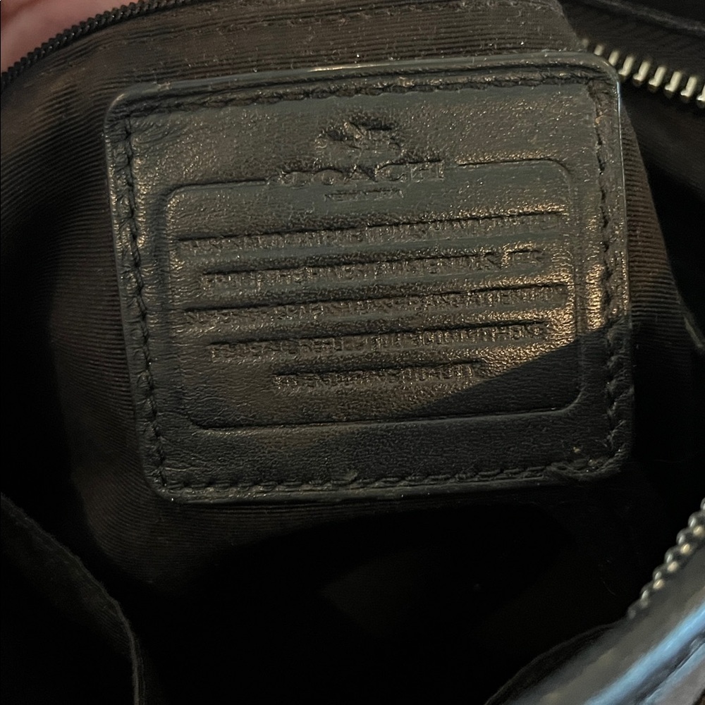 Coach signature logo black crossbody bag in black - Picture 8 of 8